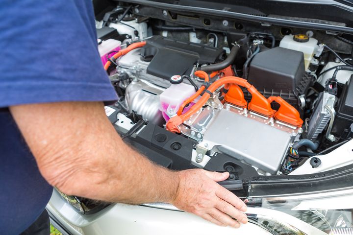 Hybrid Maintenance In Riverside, CA Hybrid Maintenance In Riverside, CA